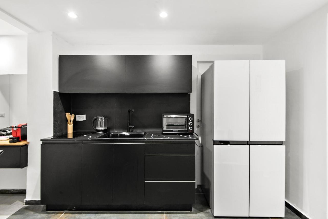 Renovated Apt On Frishman Beach With Bomb Shelter M8 텔아비브 외부 사진